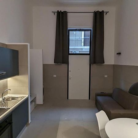 Apartament Valona 101 - Elegant Loft Bari Zewnętrze zdjęcie